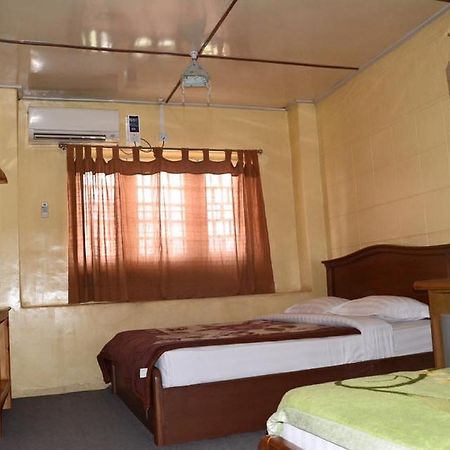 Yee Shin Guest House Hsipaw Dış mekan fotoğraf