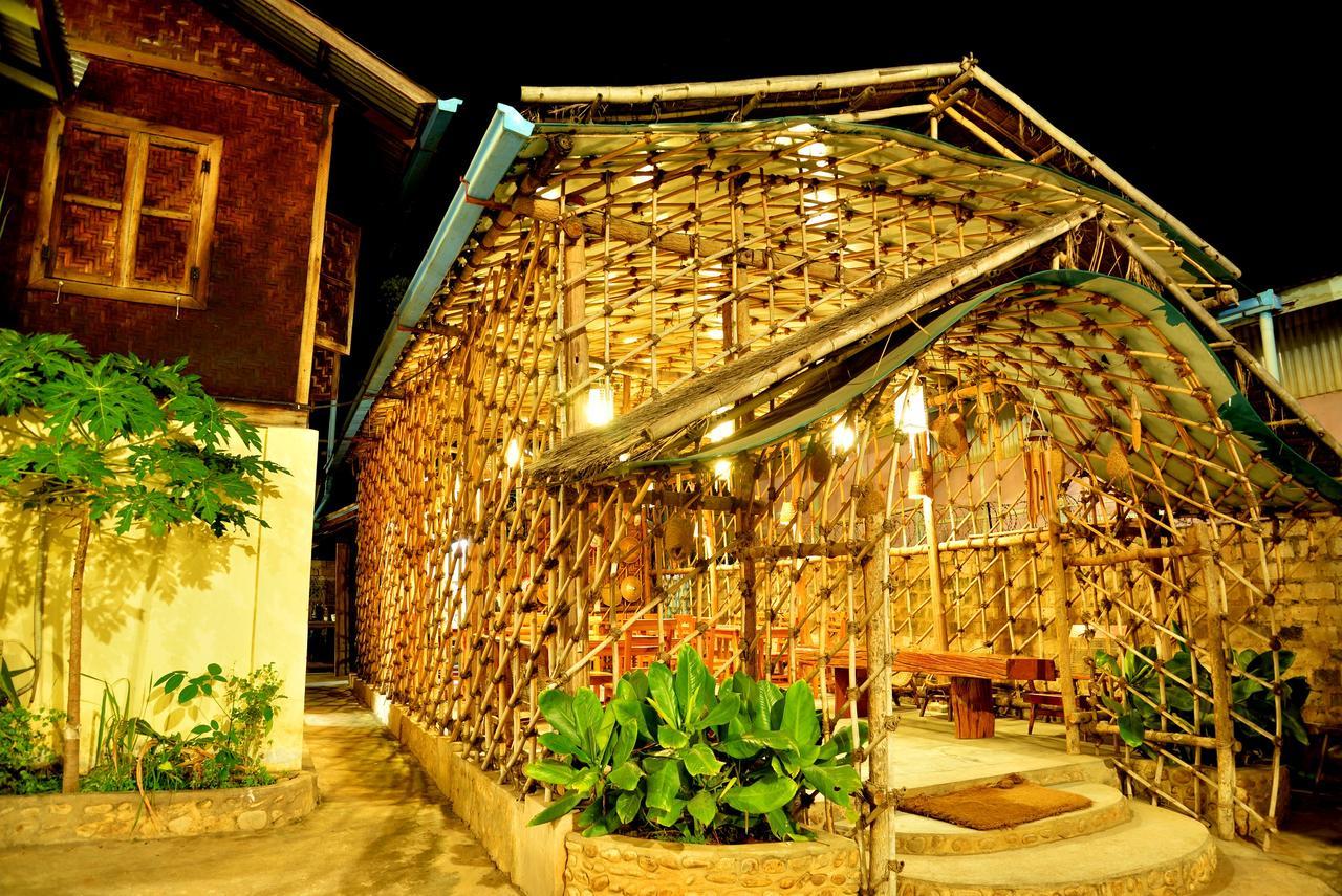 Yee Shin Guest House Hsipaw Dış mekan fotoğraf